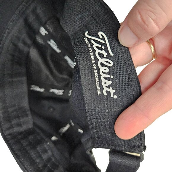 Titleist Black Cotton Baseball Cap Adjustable Strapback Golf Hat ‎ One Size Fits - Picture 4 of 8